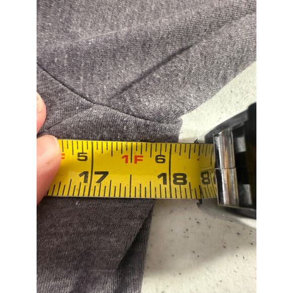 Johnny Was Gray Floral Embroidered Front And Back Tunic Blouse size S Boho A36 - Picture 6 of 7